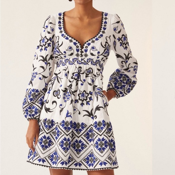 Anthropologie Dresses & Skirts - Anthropologie White and Blue Floral Embroidered Dress Size 0